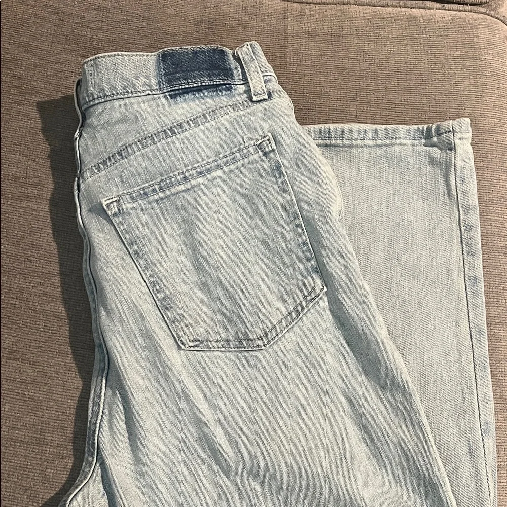 Abercrombie & Fitch Light Blue High Rise Jeans - Picture 3 of 3